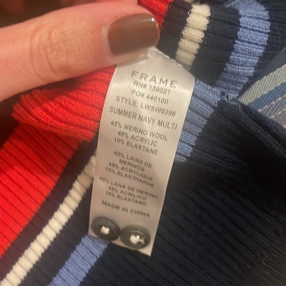 FRAME Off-shoulder striped sweater - Picture 4 of 5